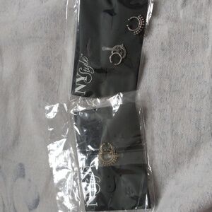 NWT 4 NY Style fake septum nose rings hoops